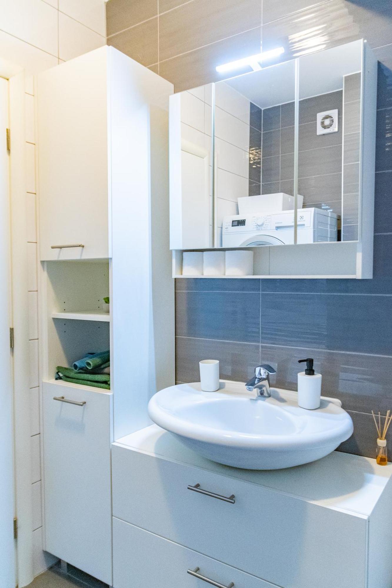 Апартаменты Flexible Selfcheckins 23 - Zagreb - Garage - Electric Vehicle Ccharger - Loggia - New - Luxury Экстерьер фото
